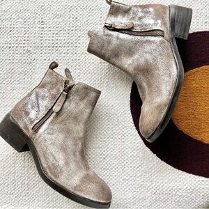 Anthropologie seychells metallic double zipper boots size 6